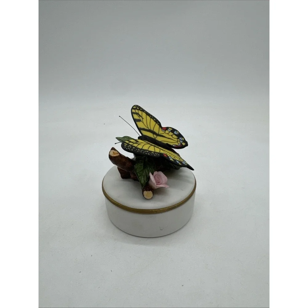 Vntg Lefton Butterfly Glass Trinket Box Vanity Dish 1992 3